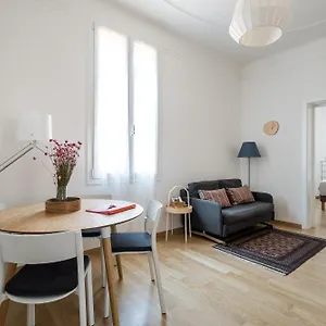 https://canonica-apartments.emilia-romagnahotels.net